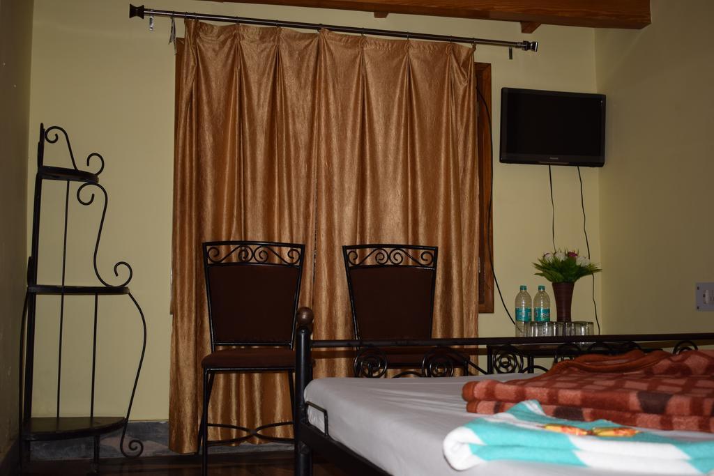Star Guest House Нейнитал Екстериор снимка